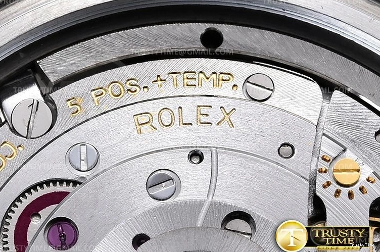 0502 ROLYM179 – YachtMaster EyeCatching 1076